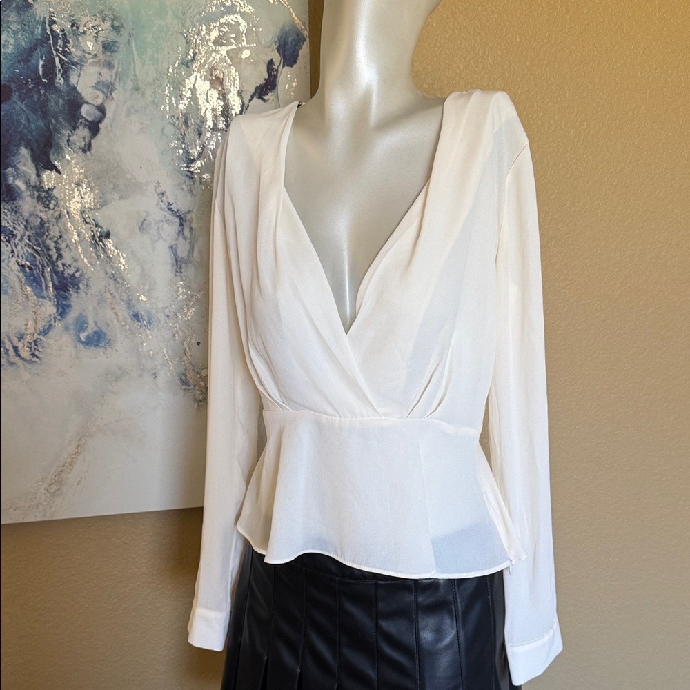 Women's White V-Neck Peplum Blouse